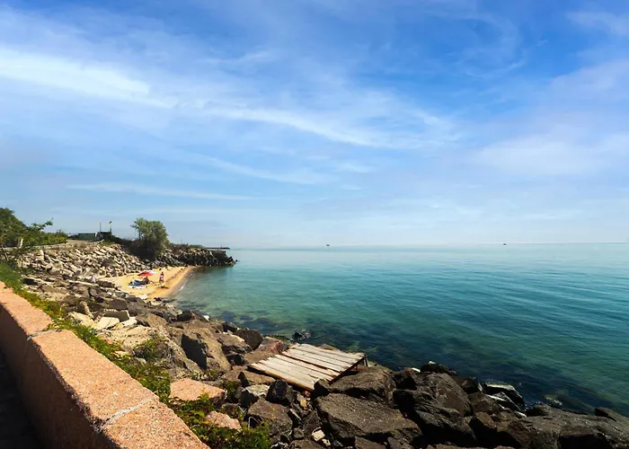 Приватний Пляж Та Релакс У Моря Без Сторонніх