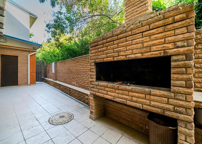 Приватний Пляж Та Релакс У Моря Без Сторонніх