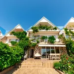 Приватний Пляж Та Релакс У Моря Без Сторонніх *