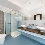 Приватний Пляж Та Релакс У Моря Без Сторонніх Holiday home *