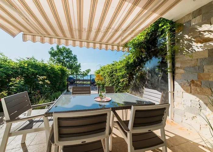 Приватний Пляж Та Релакс У Моря Без Сторонніх Holiday home *