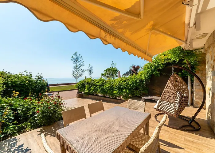 Holiday home Приватний Пляж Та Релакс У Моря Без Сторонніх