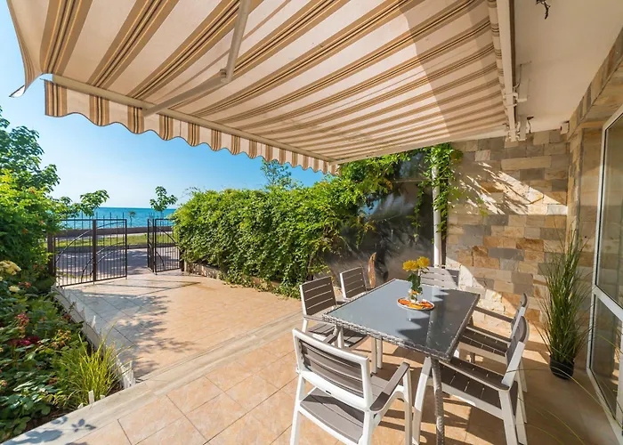 Приватний Пляж Та Релакс У Моря Без Сторонніх Holiday home *